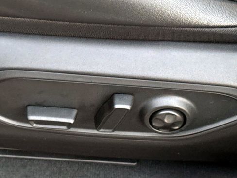 New 2026 Jeep Grand Cherokee Altitude image 12