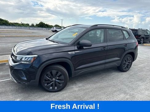 Used 2024 Volkswagen Taos S FWD image 1