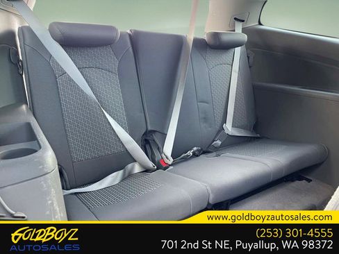 Used 2012 Chevrolet Traverse LS image 25