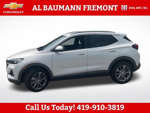 Used 2022 Buick Encore GX Essence w/ Experience Buick Package AWD/4WD image 3