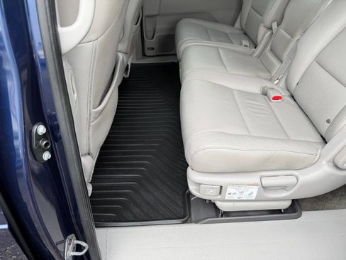 Used 2014 Honda Odyssey EX-L image 18