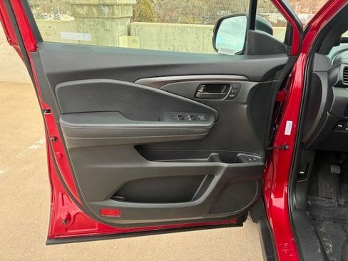 Used 2024 Honda Passport EX-L image 10