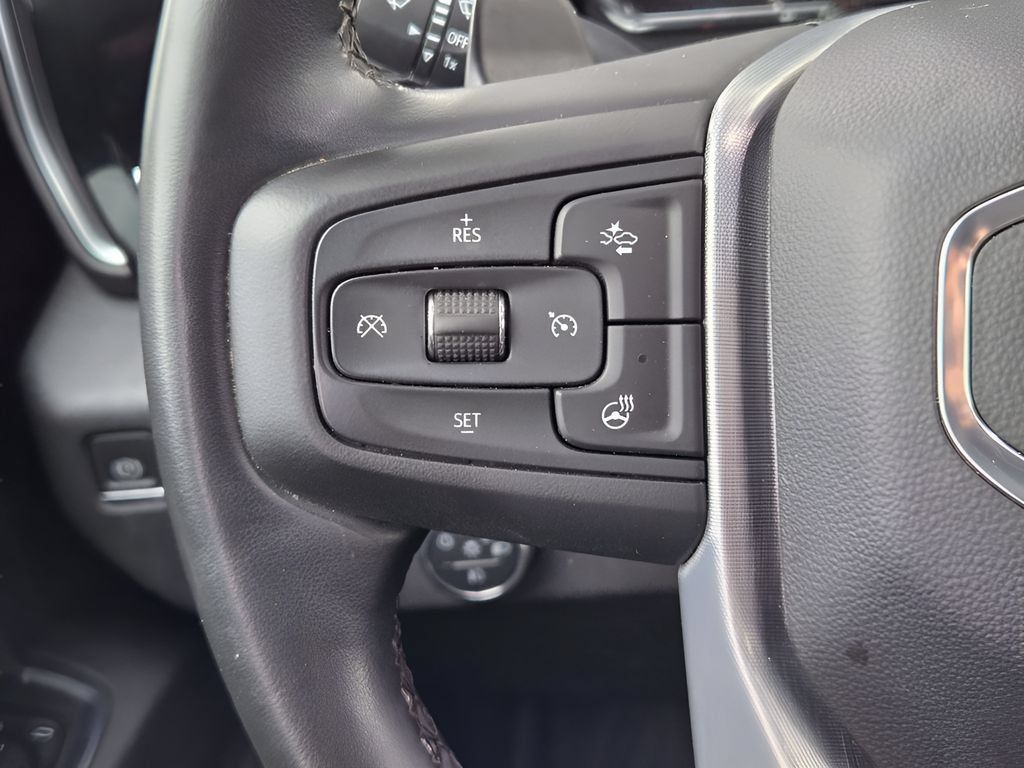 Used 2023 GMC Sierra 1500 SLT AWD/4WD image 25