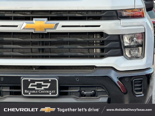 New 2026 Chevrolet Silverado 2500 Custom w/ Custom Value Package AWD/4WD image 9