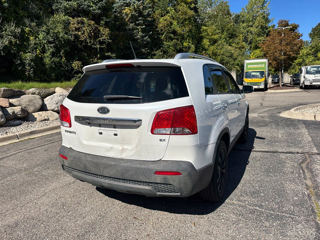 Used 2011 Kia Sorento EX w/ Premium Pkg FWD image 4
