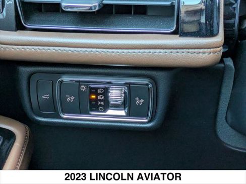 Used 2023 Lincoln Aviator Reserve w/ Equipment Group 201A image 21