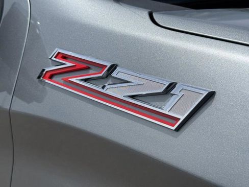 New 2026 Chevrolet Silverado 1500 LTZ w/ Z71 Off-Road Package AWD/4WD image 13