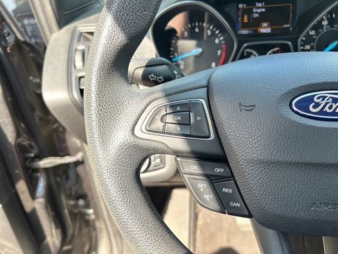 Used 2017 Ford Escape S FWD image 21
