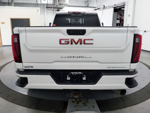 Used 2025 GMC Sierra 3500 Denali w/ Denali Reserve Package AWD/4WD image 6