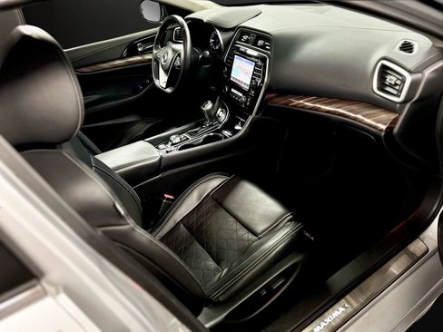 Used 2018 Nissan Maxima Platinum image 22