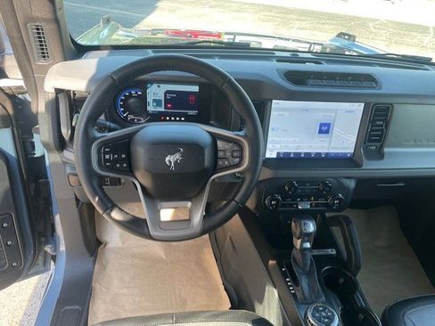 Used 2024 Ford Bronco Everglades image 4