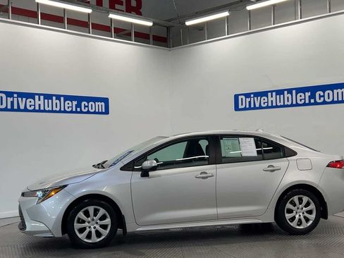 Used 2025 Toyota Corolla LE FWD image 4