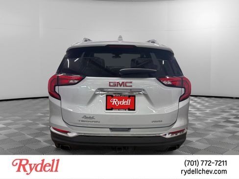 Used 2018 GMC Terrain SLT w/ Preferred Package AWD/4WD image 4