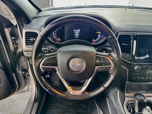 Used 2021 Jeep Grand Cherokee Limited AWD/4WD image 16
