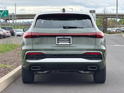 Used 2025 Audi Q5 Premium w/ Convenience Package