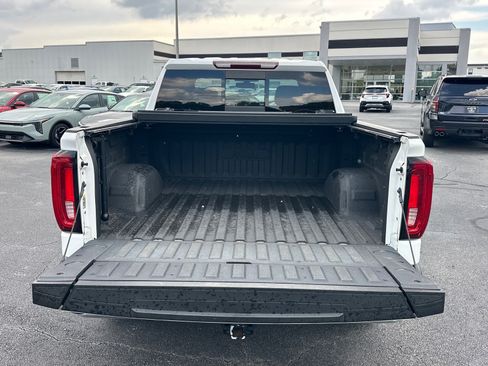 Used 2019 GMC Sierra 1500 SLT w/ SLT Premium Package RWD image 6