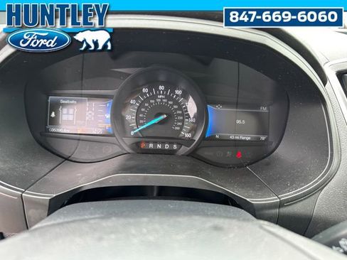 Used 2022 Ford Edge ST-Line w/ Class II Trailer Tow Package image 32