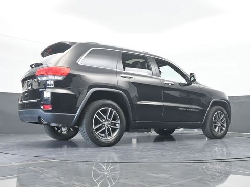 Used 2018 Jeep Grand Cherokee Limited image 64