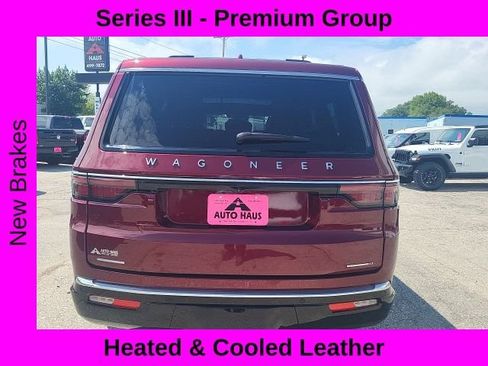 Used 2023 Jeep Wagoneer Series III w/ Premium Group I AWD/4WD image 22