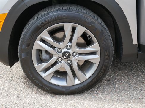 Used 2021 Kia Seltos LX AWD/4WD image 15