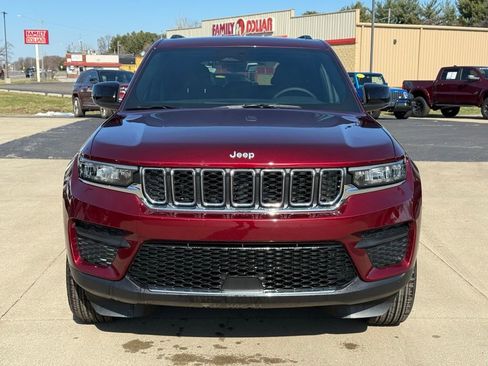 New 2026 Jeep Grand Cherokee Laredo X AWD/4WD image 2