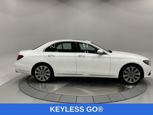 Used 2018 Mercedes-Benz E 300 image 8