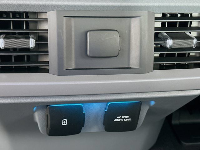 Used 2024 Ford F150 XLT w/ Mobile Office Package RWD image 12