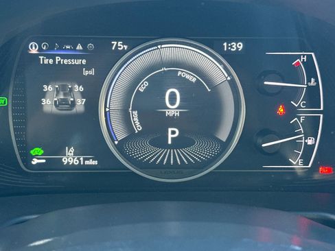 Used 2025 Lexus ES 300h w/ Premium Package image 27