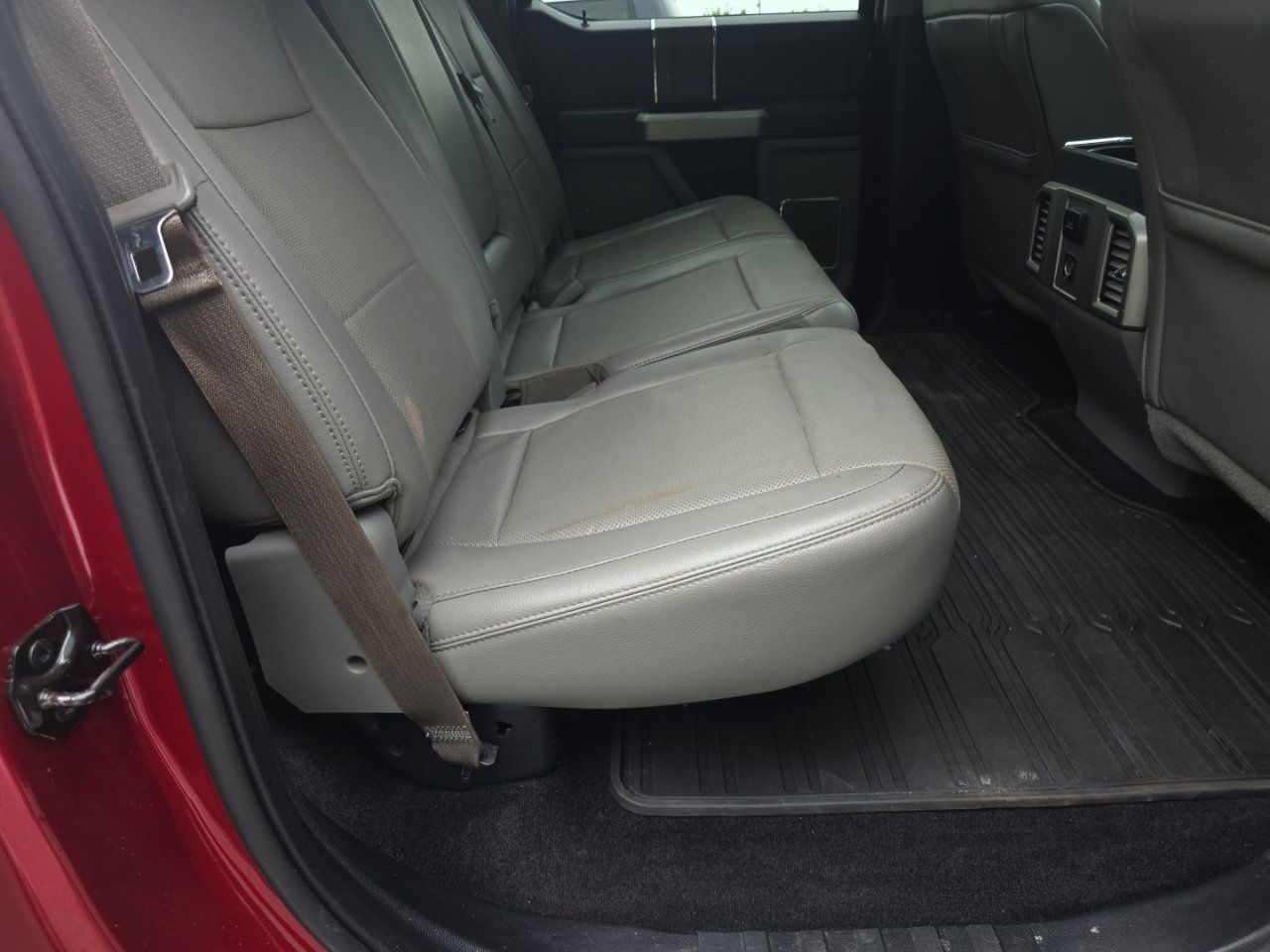 Used 2016 Ford F150 Lariat AWD/4WD image 18