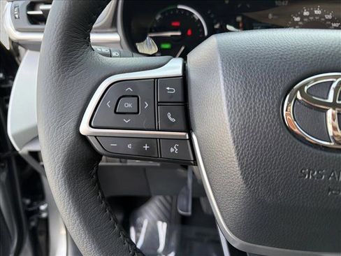 Certified 2026 Toyota Sienna XLE image 15