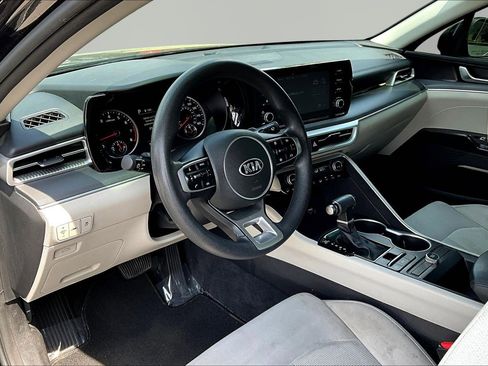 Used 2021 Kia K5 LXS FWD image 16