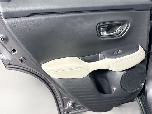 Certified 2024 Honda HR-V LX image 25