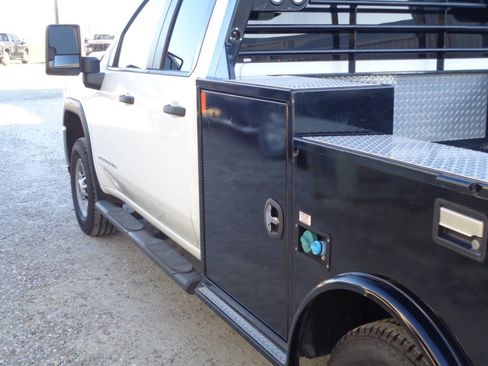 Used 2023 GMC Sierra 2500 Pro w/ Convenience Package image 15