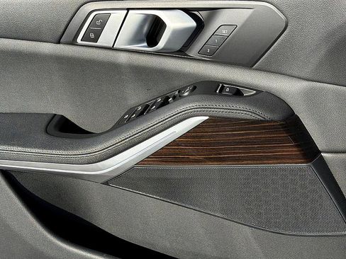 Used 2019 BMW X5 xDrive40i w/ Premium Package 2 image 20