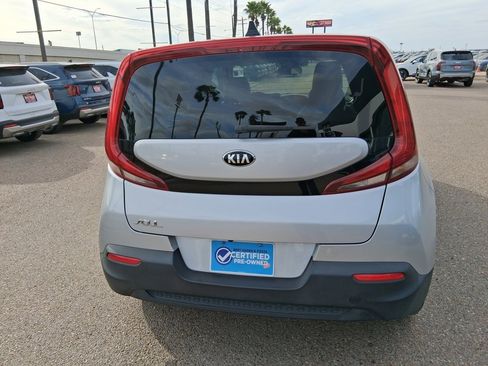 Used 2020 Kia Soul LX image 5