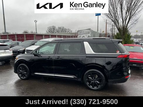 Certified 2024 Kia Carnival SX image 8