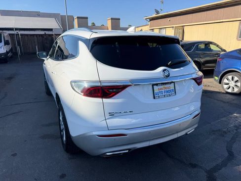 Used 2024 Buick Enclave Premium AWD/4WD image 20