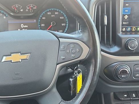 Used 2022 Chevrolet Colorado Z71 w/ Z71 Midnight Edition AWD/4WD image 15