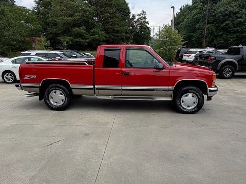 Used 1998 Chevrolet Silverado 1500 4x4 Extended Cab w/ Preferred Equipment Group 3 image 6