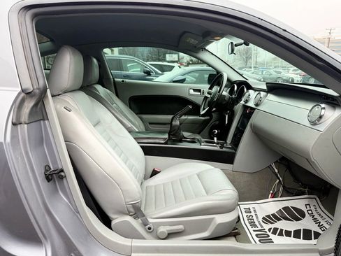 Used 2006 Ford Mustang GT image 27