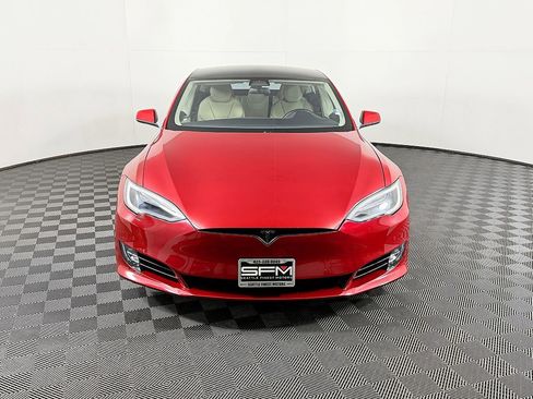 Used 2017 Tesla Model S 75D image 4