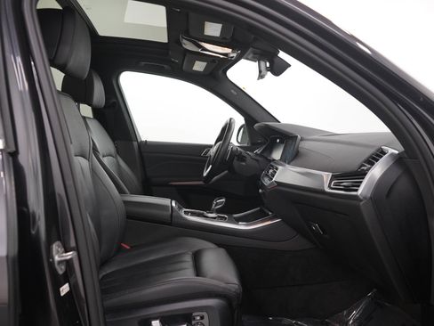 Used 2020 BMW X5 xDrive40i AWD/4WD image 13