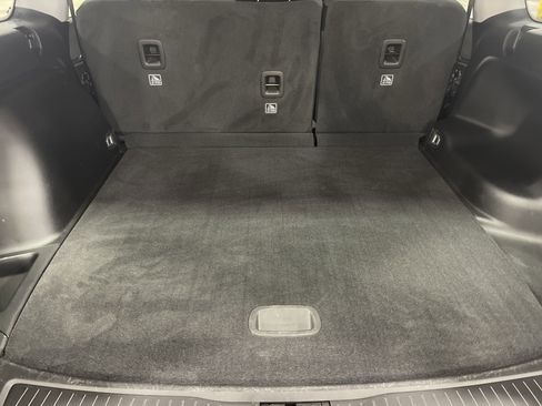 Used 2022 Jeep Grand Cherokee Laredo w/ Luxury Tech Group I image 12