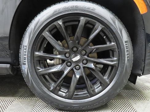 Used 2023 Cadillac Escalade ESV Sport image 8