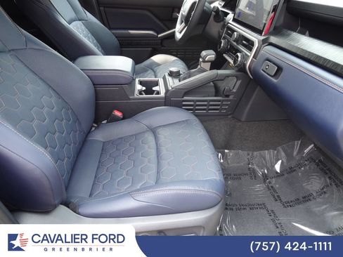 Used 2026 Toyota 4Runner Platinum AWD/4WD image 16