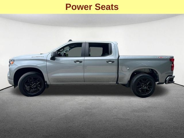 Used 2023 Chevrolet Silverado 1500 Custom AWD/4WD image 6
