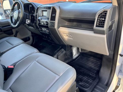 Used 2022 Ford F450 XL image 22