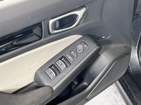 Used 2022 Honda Civic EX image 17