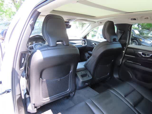 Used 2020 Volvo V60 T5 Cross Country w/ Protection Package Premier AWD/4WD image 13