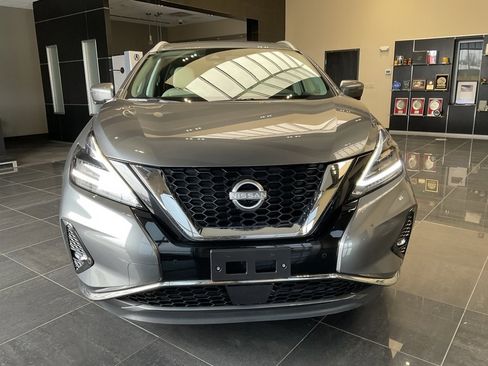 Used 2024 Nissan Murano Platinum w/ Cargo Package image 2